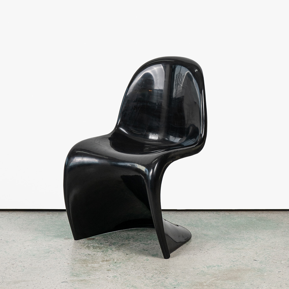 Panton Chair by Verner Panton (Black)